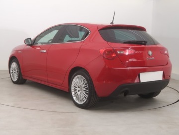 Alfa Romeo Giulietta Nuova II Hatchback 5d Facelifting 1.4 TB 16v Mair 170KM 2014 Alfa Romeo Giulietta 1.4 T MultiAir, Salon Polska, zdjęcie 3