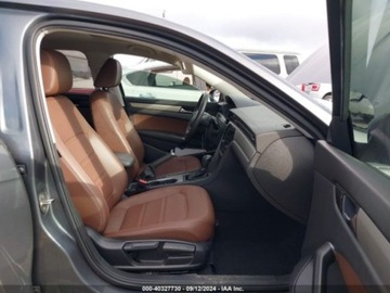 Volkswagen Passat B8 2021 Volkswagen Passat SE 2021 2.0l 2.0 Benzyna 174KM, zdjęcie 9