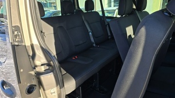 Renault Trafic III Furgon 1.6 Energy dCi 145KM 2018 Renault Trafic 9 miejsc, 2 komplety kół, zdjęcie 13