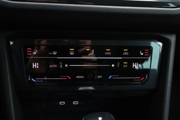 Volkswagen Tiguan II SUV 1.5 TSI EVO 150KM 2020 VW Tiguan 1.5 TSI, Salon Polska, 1. Właściciel, zdjęcie 15