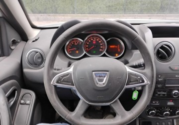 Dacia Duster I SUV Facelifting 1.5 dCi (Euro 6) 90KM 2017 Dacia Duster 2017r, SALON, 1.5DCI. Przetarty prawy bok. Poobijany. Jezdzi., zdjęcie 10