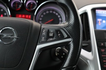 Opel Astra J Hatchback 5d 1.6 Turbo ECOTEC 180KM 2009 Opel Astra 1.6 T, Navi, Xenon, Klima, Klimatronic, zdjęcie 17