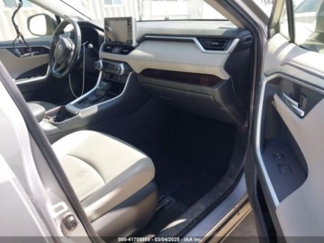 Toyota 2019 Toyota RAV4 2019r., Limited, od ubezpieczalni 2.5 Benzyna 203KM, zdjęcie 9