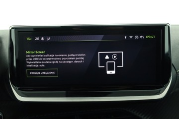 Peugeot 2008 II SUV 1.2 PureTech 130KM 2023 Peugeot 2008 1.2 PureTech, Salon Polska, zdjęcie 13