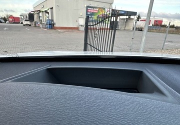 BMW X1 F48 Crossover sDrive18d 150KM 2018 BMW X1 Automat,Niemcy,HarnanKardon,El Bagaznik,Hedup 2.0 Diesel 150KM, zdjęcie 19