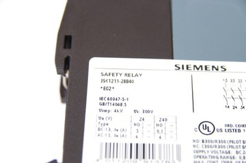 Модуль реле безопасности Siemens 3SK1211-2BB40 Sirius
