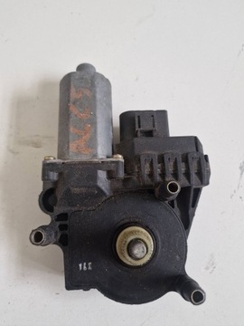 FORD MONDEO MK III 2006 MOTOR REGULACE OKNO DVEŘE PŘEDNÍCH 0130821775
