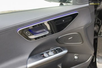 Mercedes Klasa C W206 Kombi 2.0 220d 200KM 2022 Mercedes C 220 AMG Night / 4Matic, zdjęcie 18