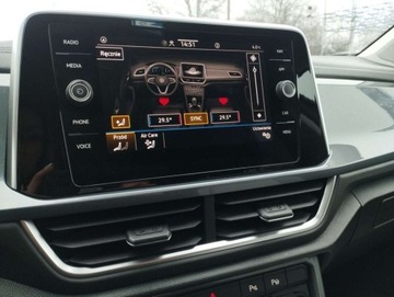 Volkswagen T-Roc I SUV Facelifting 1.5 TSI ACT 150KM 2022 Volkswagen T-Roc 1.5 TSI 150KM Style DSG Grzane FoteleVirtualAndroidSalon, zdjęcie 17