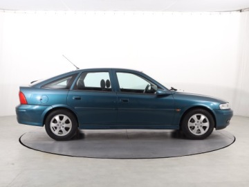 Opel Vectra B Hatchback 1.6 16V ECOTEC 101KM 2001 Opel Vectra 1.6, Klima, Klimatronic,ALU, zdjęcie 5