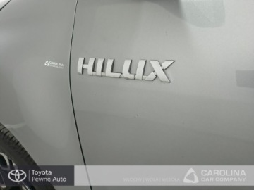 Toyota Hilux VIII Podwójna kabina Facelifting 2.8 D-4D 204KM 2023 Toyota Hilux 2.8 D-4D Double Cab SR5 4x4 2.8 D-4D, zdjęcie 19