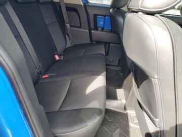 Toyota FJ Cruiser 2008 Toyota FJ 2008, po lekkim gradobiciu, od ubezpieczalni 4.0 Benzyna 399KM, zdjęcie 8