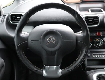 Citroen C3 Picasso 1.2 PureTech 110KM 2016 Citroen C3 Picasso 1.2 PureTech, Salon Polska, zdjęcie 18