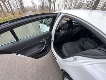 Opel Insignia I Sedan 2.0 CDTI ECOTEC 160KM 2009 Opel Insignia COSMO 2.0 CDTI 160 KM Navi Alu18'', zdjęcie 18