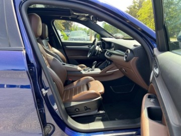 Alfa Romeo Stelvio SUV 2.0 Turbo 280KM 2019 Alfa Romeo Stelvio 2019 ALFA ROMEO STELVIO TI 2.0 Benzyna 280KM, zdjęcie 4