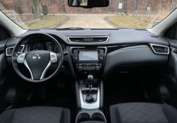 Nissan Qashqai II Crossover 1.2 DIG-T 115KM 2017 Nissan Qashqai 1.2 Benzyna, Automat. NOWY ROZRZAD 1.2 Benzyna 115KM, zdjęcie 6