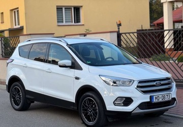Ford Kuga II SUV Facelifting 1.5 EcoBoost 150KM 2018 Ford Kuga Ford Kuga 1.5 EcoBoost 2x4 Cool, zdjęcie 2