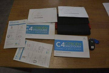 Citroen C4 Spacetourer Grand 1.5 BlueHDi 131KM 2021 Citroen C4 SpaceTourer 1.5 doinwestowany 7 osobowy, zdjęcie 36