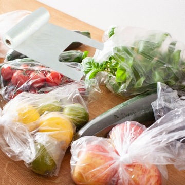 Мешки, полиэтиленовые пакеты, одноразовые пакеты, прочные, в рулоне, до 5 кг.