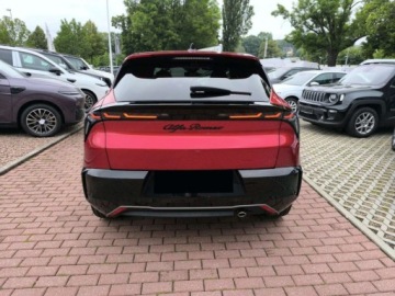 Alfa Romeo Junior SUV 1.2 Hybrid 145KM 2026 ALFA ROMEO Junior Ibrida Q4 Ti 1.2 (145 KM) 2026, zdjęcie 3