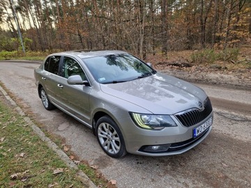 Skoda Superb II Sedan Facelifting 2.0 TDI CR DPF 170KM 2014 Skoda Superb 4x4, DSG, 2.0 TDI, 170 KM, 2014 rok, jasny środek alkantara, zdjęcie 3