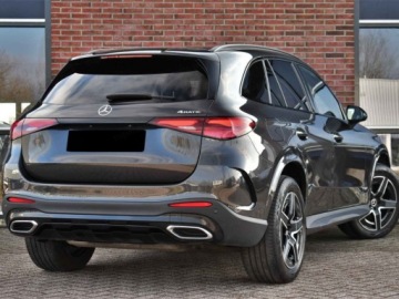 Mercedes GLC C254/X254 Coupe 2.0 200 204KM 2026 MERCEDES-BENZ GLC 200 4-Matic AMG Line Suv 204KM 2026, zdjęcie 4
