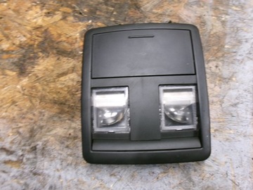 DODGE CHALLENGER 08-14 LAMPA POLSTROVÁNÍ KABINY