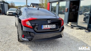 Honda Civic X Sedan 4d 1.5 VTEC Turbo 182KM 2017 Honda Civic 1.5T 183KM manual navi skora 2xPDC szyberadch 1 rej 2018R asys, zdjęcie 22