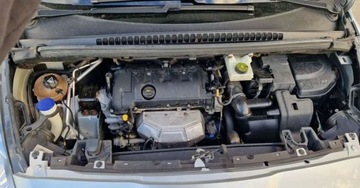 Peugeot 5008 I Minivan Facelifting 1.6 VTi 120KM 2014 Peugeot 5008 LIFT 1.6 120KM Navi 7 Foteli LED DRL 1.6 Benzyna 120KM, zdjęcie 5