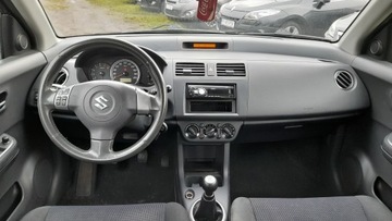 Suzuki Swift V Hatchback 5d 1.2 VVT 94KM 2007 Suzuki Swift SHOGUN 1,3 benzyna wyposażony sprowadzony mega nagłośnienie, zdjęcie 6