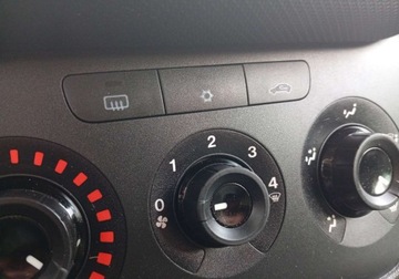 Fiat Punto Punto 2012 Hatchback 3d 1.2 69KM 2016 Fiat Grande Punto Zarejestrowany - ubezpieczony - wersja Young 1.2 Benzyna, zdjęcie 27