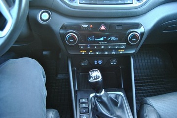 Hyundai Tucson III SUV 2.0 CRDI 136KM 2016 Hyundai Tucson Opłacony* NAVI * Kamera *ASO, zdjęcie 11