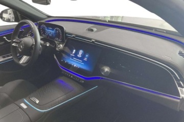 Mercedes Klasa E W214 Sedan Plug-In 2.0 300de 313KM 2025 Mercedes-Benz Klasa E 300 DE 2025 2.0 Hybryda Plug-in 313KM, zdjęcie 11