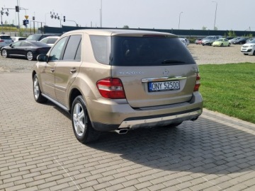 Mercedes Klasa M W164 Off-roader 4.0 V8 (420 CDI) 306KM 2008 Mercedes ML 420 420cdi V8 306KM Pneumatyka Bixenon, zdjęcie 3