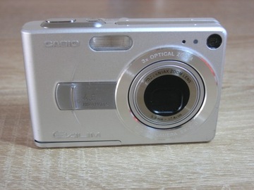 Casio EX-Z40 4.0mpx....поврежден