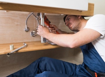 KLUCZ DO ODKRĘCANIA RUR STILLSON 18