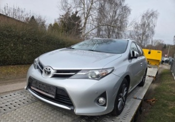 Toyota Auris II Touring Sports Facelifting 1.6 Valvematic 132KM 2015 Toyota Auris Zarejestrowany, ubezpieczony. Zapraszamy. 1.6 Benzyna 132KM, zdjęcie 4