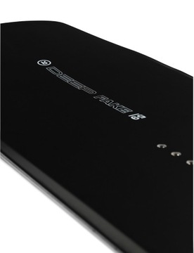 Кататься на сноуборде Deep Fake 155