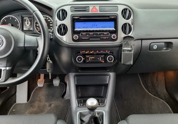 Volkswagen Tiguan I SUV 2.0 TDI CR DPF BlueMotion 140KM 2011 Volkswagen Tiguan 2,0 TDI CR 140KM 6-Biegow Klima 2.0 Diesel 140KM, zdjęcie 8