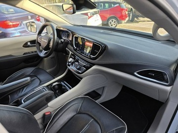 Chrysler Pacifica II 3.6 V6 291KM 2022 Chrysler Pacifica Limited 3.6 Benzyna 291 KM,, zdjęcie 32