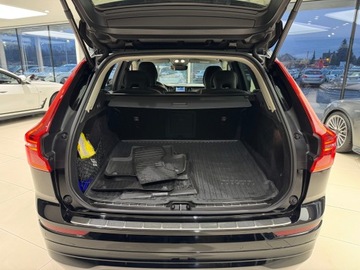 Volvo XC60 II 2022 Volvo XC 60 Core / Hak / Kamera cofania / CarPlay/, zdjęcie 16