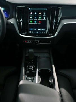 Volvo S60 III 2023 Volvo S60 Volvo S60 B5 B AWD Ultimate Dark 2.0 Hybryda 250KM, zdjęcie 18