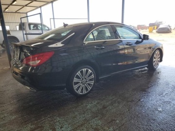 Mercedes CLA C117 2018 Mercedes-Benz CLA 2018 MERCEDES-BENZ CLA 250 4MATIC 2.0 Benzyna 208KM, zdjęcie 3