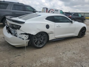 Chevrolet Camaro VI 2022 Chevrolet Camaro ZL1 2022 6.2l 6.2 Benzyna 650KM, zdjęcie 3