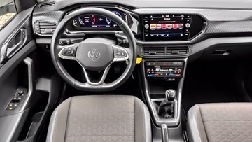 Volkswagen T-Cross SUV 1.0 TSI 110KM 2023 Volkswagen T-Cross 1.0TSI 110KM Autoalarm ACC Czuj, zdjęcie 29