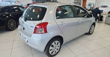 Toyota Yaris II Hatchback 5d 1.3 i VVT-i 86KM 2006 Toyota Yaris 1.3 16V VVT-i 87KM Klimatyzacja 1.3 Benzyna 87KM, zdjęcie 8