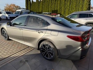 Toyota Camry IX 2025 Od ręki - Executive 2.5 Hybrid Dynamic Force 231KM | Podgrzewane fotele!, zdjęcie 2
