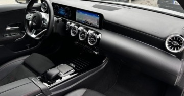 Mercedes Klasa A W177/V177 Hatchback 1.3 200 163KM 2021 Mercedes-Benz Klasa A SalonPL AMG Line Tempomat Podgrzewanie Foteli Nawiga, zdjęcie 20