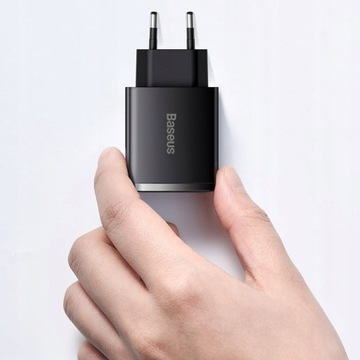 SZYBKA ŁADOWARKA BASEUS CCXJ-E02 2xUSB/USB-C 30W SIECIOWA PD3 3A 30W CZARNA