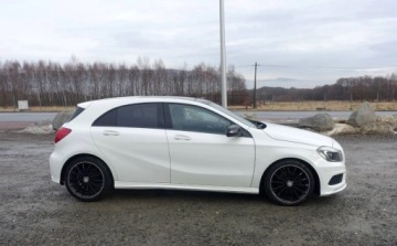 Mercedes Klasa A W176 Hatchback 5d Facelifting 200 d 136KM 2015 Mercedes-Benz Klasa A 200CDI 136KM AMG Line Niski przebieg Biksenon Skora, zdjęcie 7
